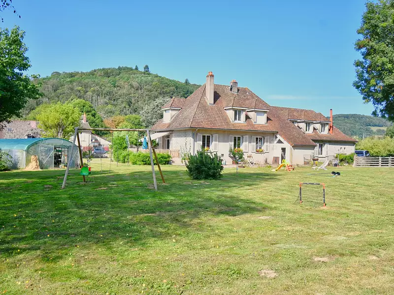 Maison, 350 m²