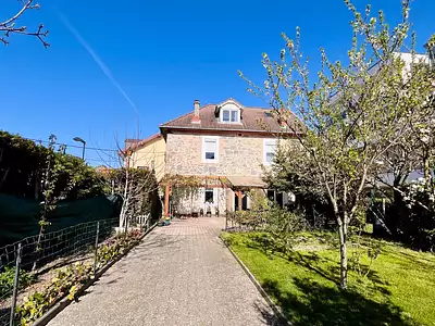 Maison, 180 m²