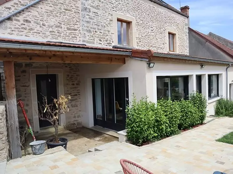 Maison, 210 m²