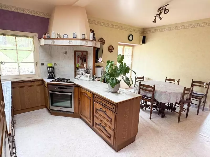 Maison, 197 m²