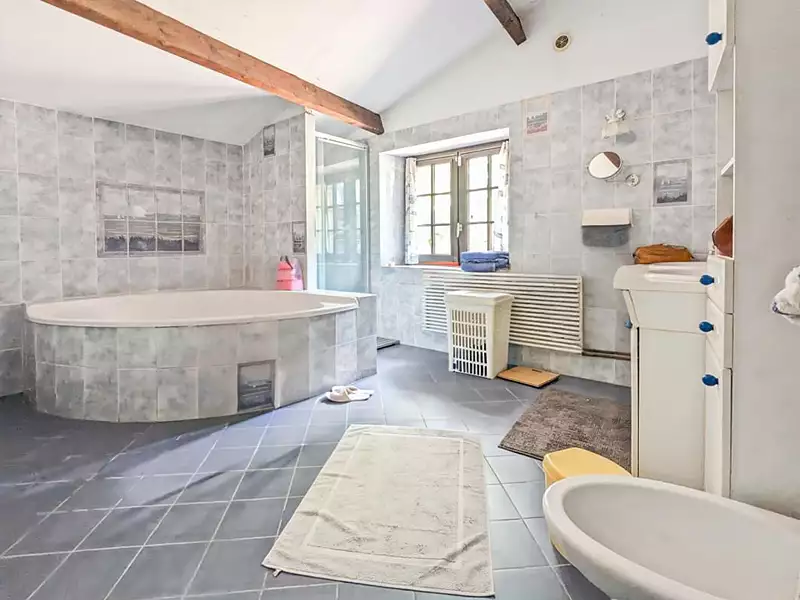 Maison, 253 m²