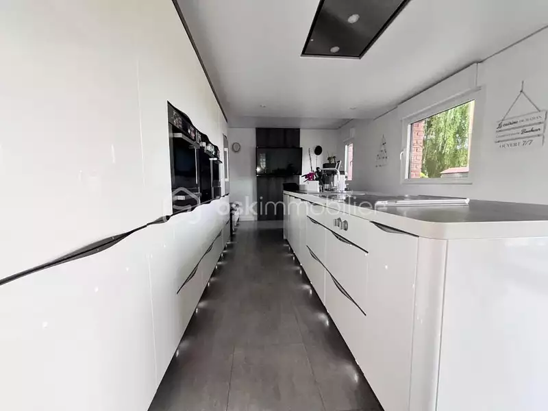 Maison, 199 m²