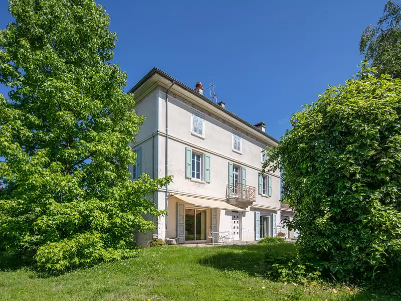 Maison, 373 m²