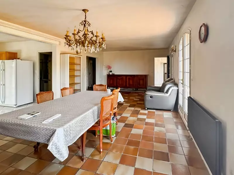 Maison, 184 m²