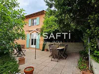 Maison, 115 m²