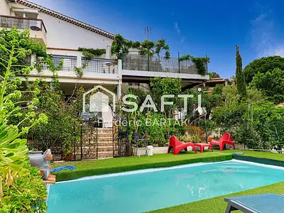 Maison, 156 m²