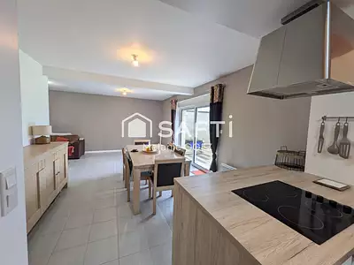 Maison, 77 m²
