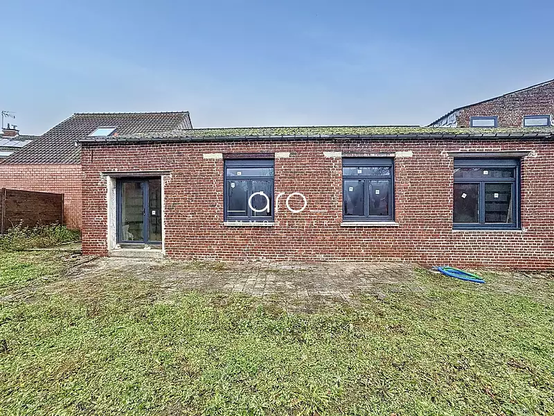 Maison, 166 m²