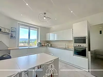 Maison, 170 m²