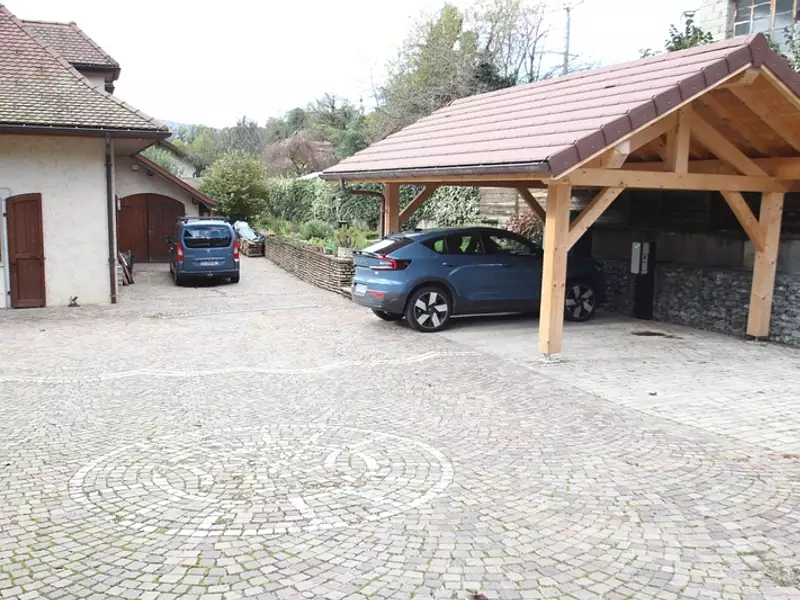 Maison, 256 m²