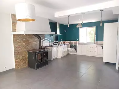 Maison, 180 m²
