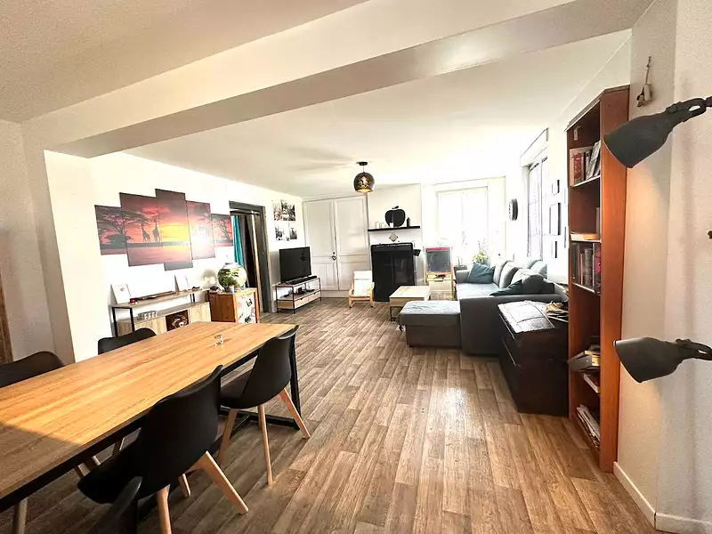 Immeuble, 330 m²