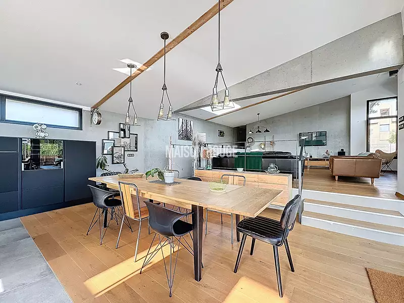 Maison, 277 m²