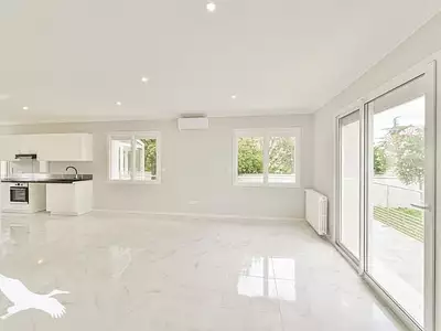 Maison, 220 m²