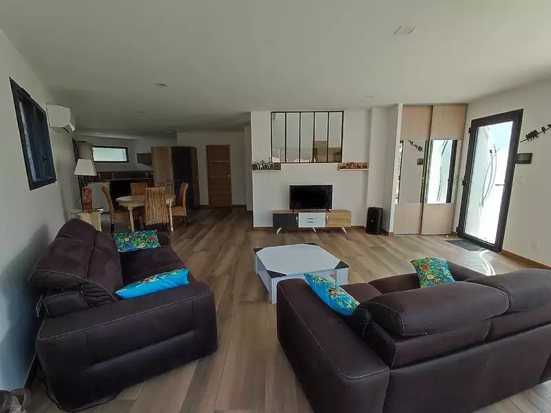 Maison, 255 m²