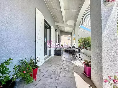 Maison, 166 m²