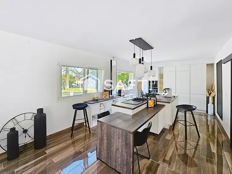 Maison, 119 m²