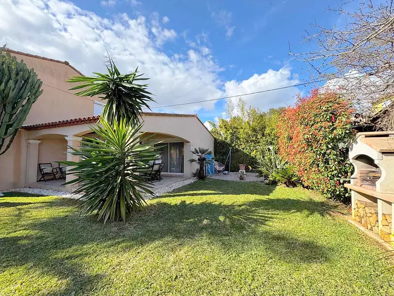 Maison, 168 m²