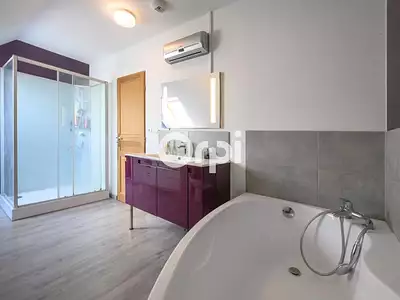 Maison, 167 m²