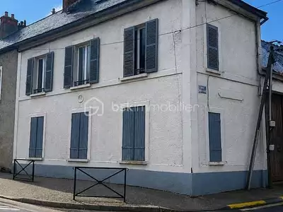 Immeuble, 170 m²
