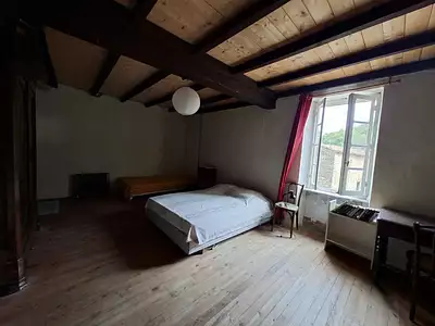 Maison, 225 m²