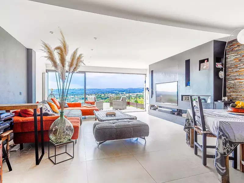 Maison, 210 m²