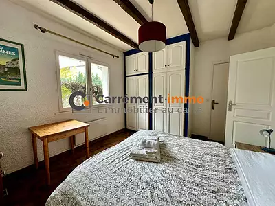 Maison, 196 m²