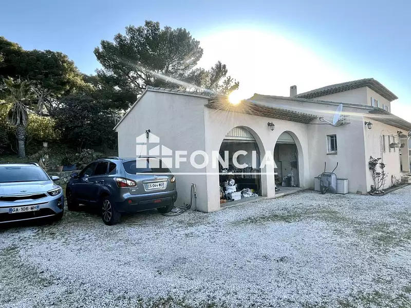 Maison, 114 m²