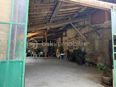 Maison, 196 m²
