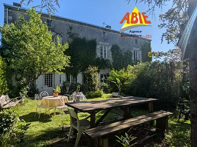 Maison, 321 m²