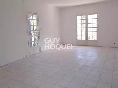 Maison, 176 m²