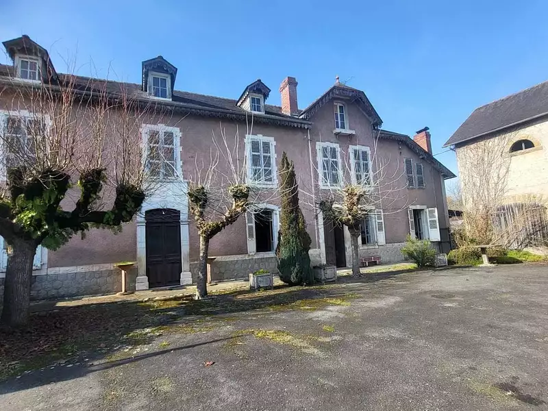 Maison, 220 m²