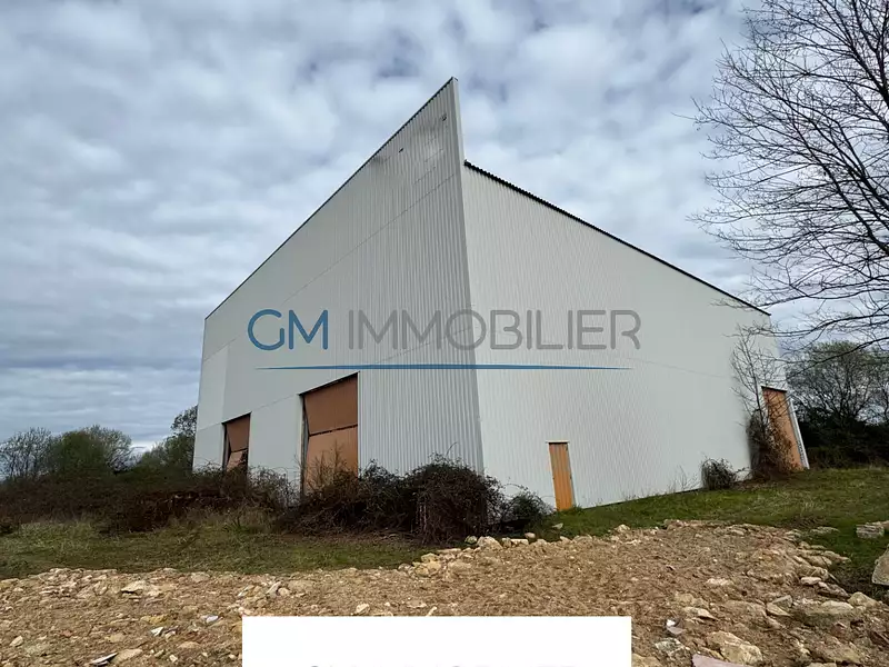 Divers, 900 m²