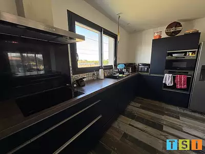 Maison, 145 m²