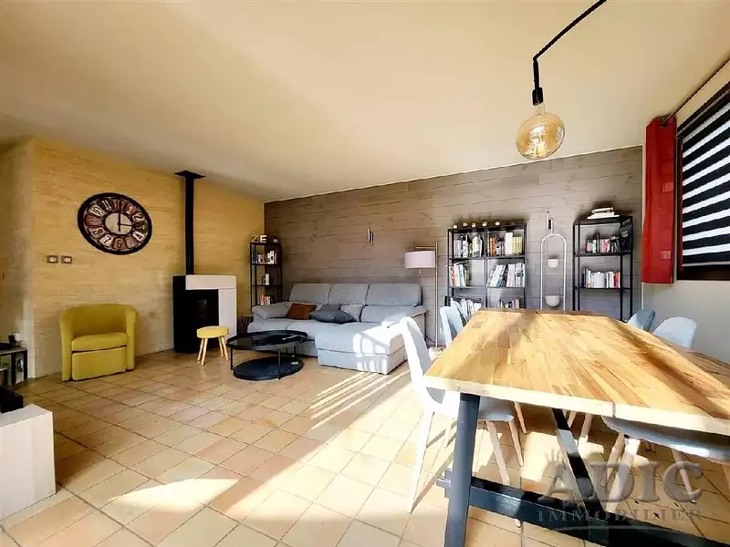 Maison, 168 m²