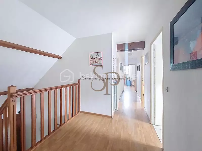 Maison, 131 m²