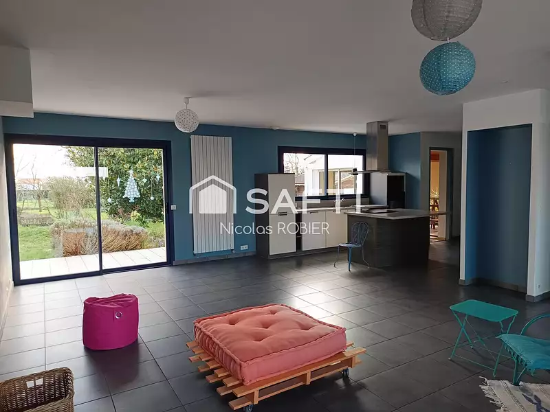 Maison, 146 m²