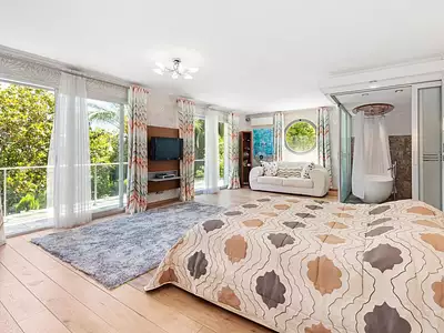 Maison, 245 m²