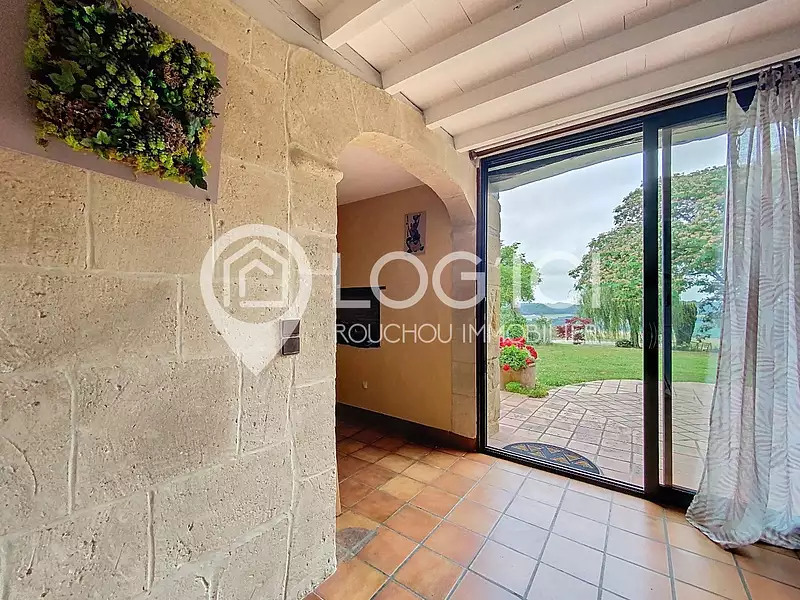Maison, 220 m²