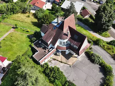 Maison, 560 m²