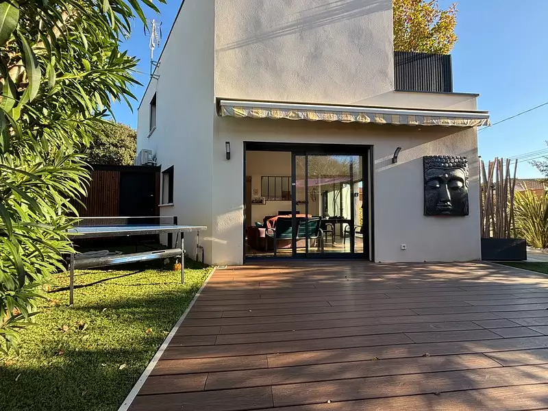 Maison, 255 m²