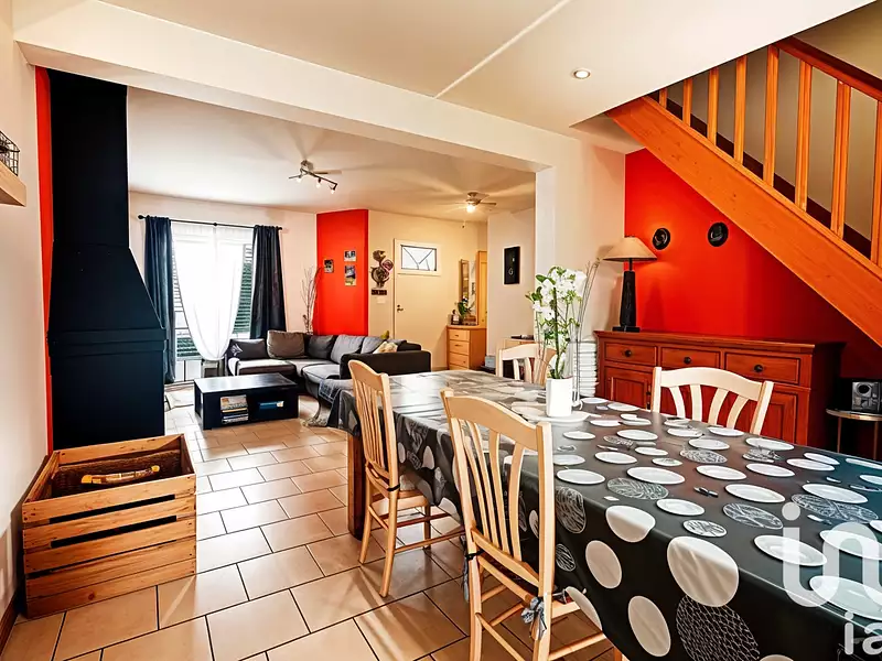 Maison, 99 m²