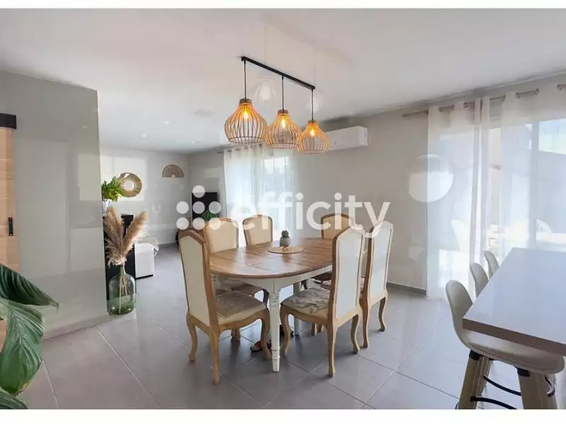 Maison, 100 m²