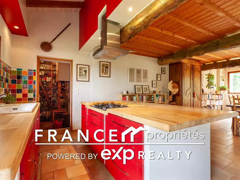 Maison, 280 m²