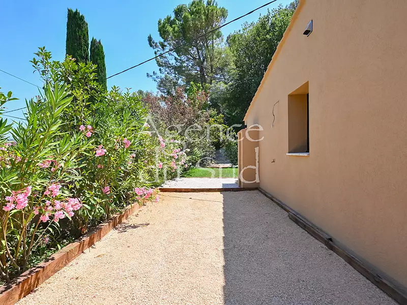 Maison, 180 m²