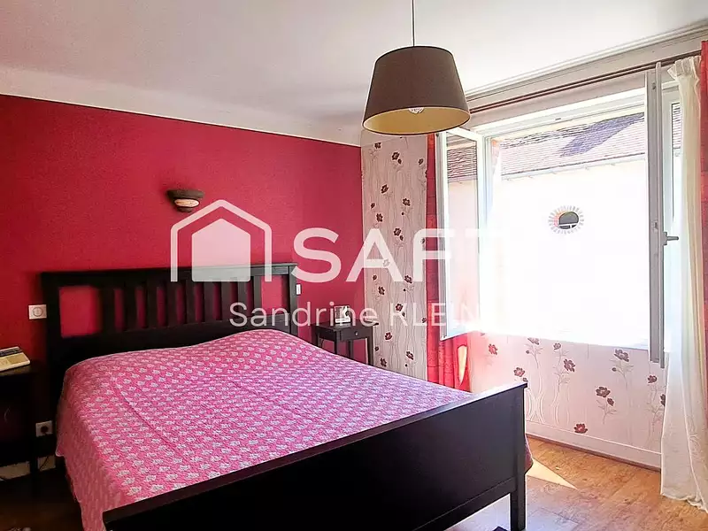 Immeuble, 182 m²