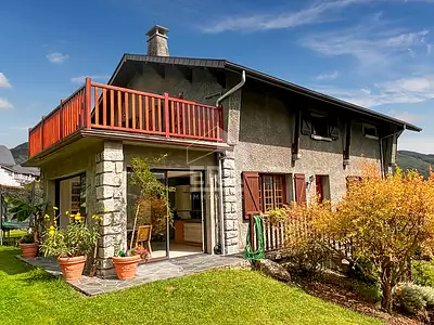 Maison, 225 m²