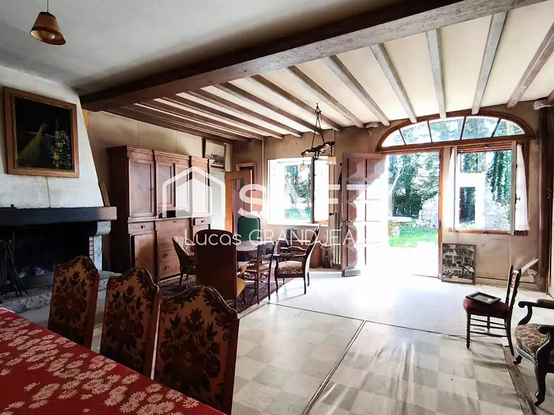 Maison, 240 m²