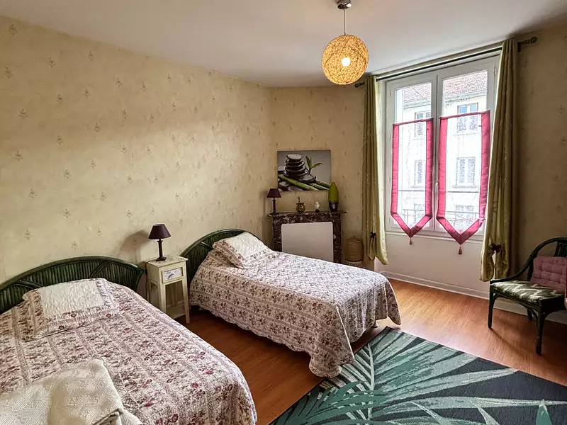 Immeuble, 350 m²