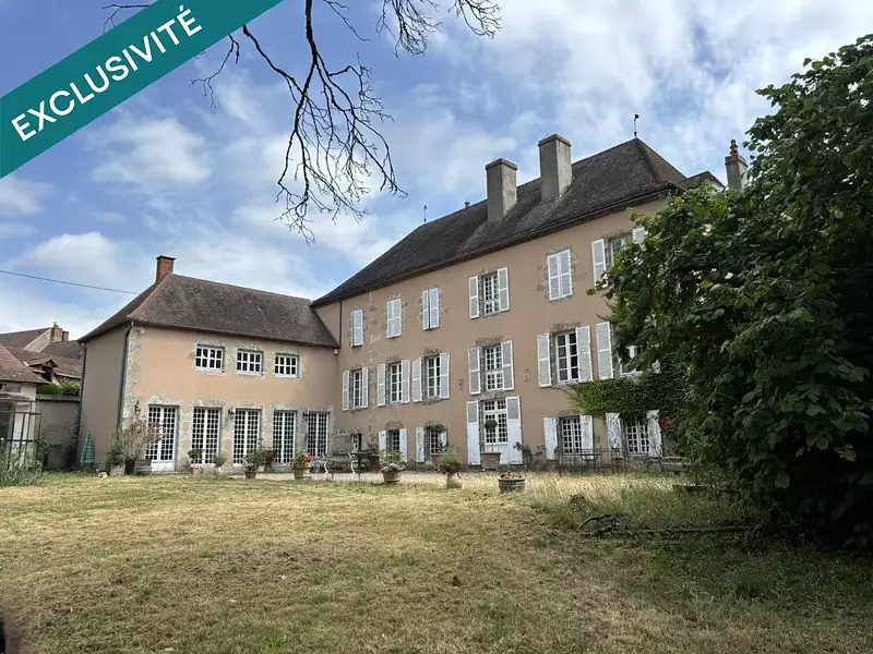 Maison, 561 m²